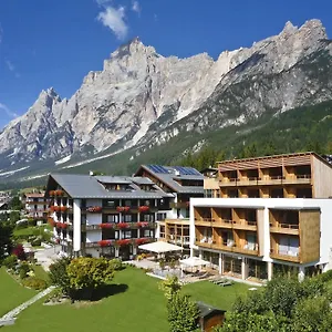 Parkhotel Ladinia **** San Vito di Cadore