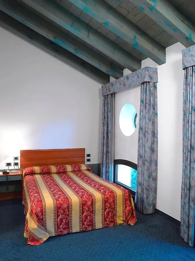 Hotel Filanda Cittadella 4*,